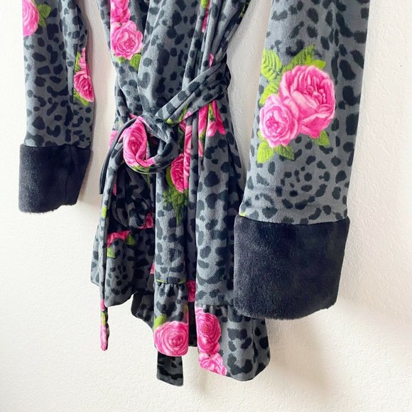 BETSEY JOHNSON Black Pink Plush ROBE CHEETAH - Picture 2 of 8